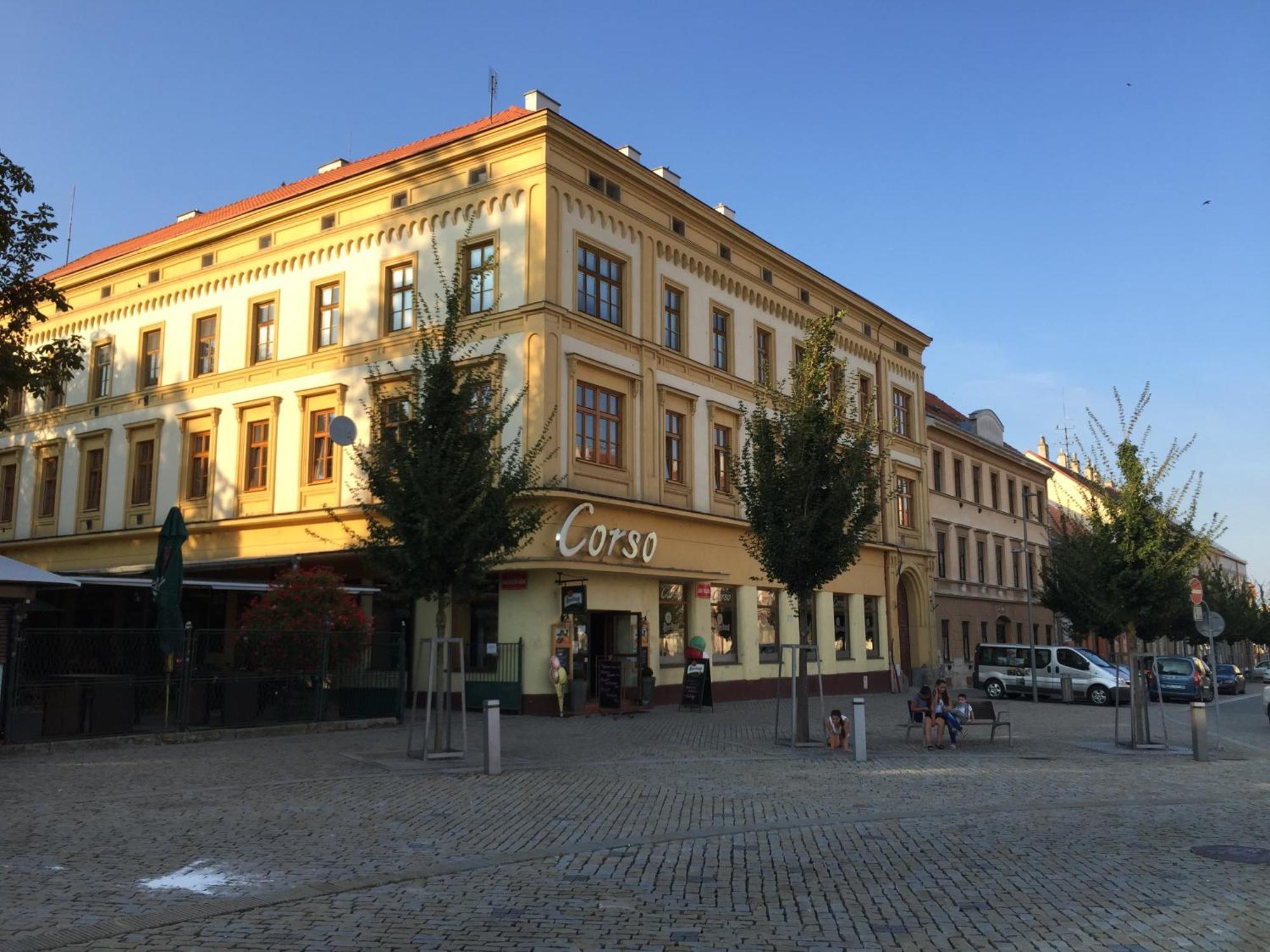 Apartments Corso Znojmo Luaran gambar