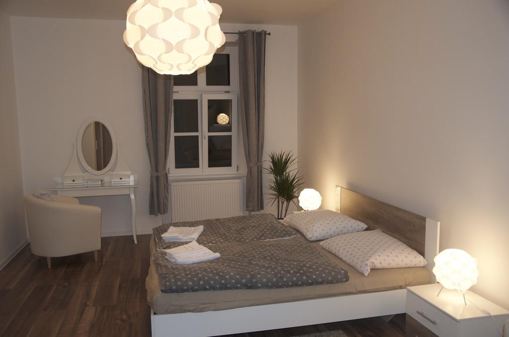 Apartments Corso Znojmo Luaran gambar